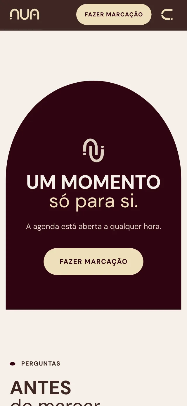 A porta da marcação no telemóvel: «Um momento só para si.» e o botão Fazer marcação