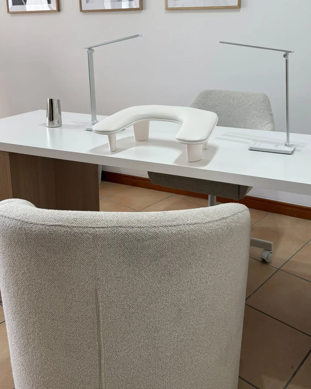 Mesa de manicure na NUA